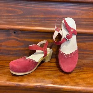 Dansko Red Suede Mary Jane Marta Shoe Size 10